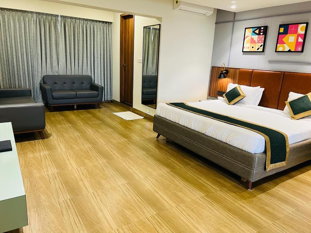 The Lemon Grass Hotel Gandhinagar Luaran gambar