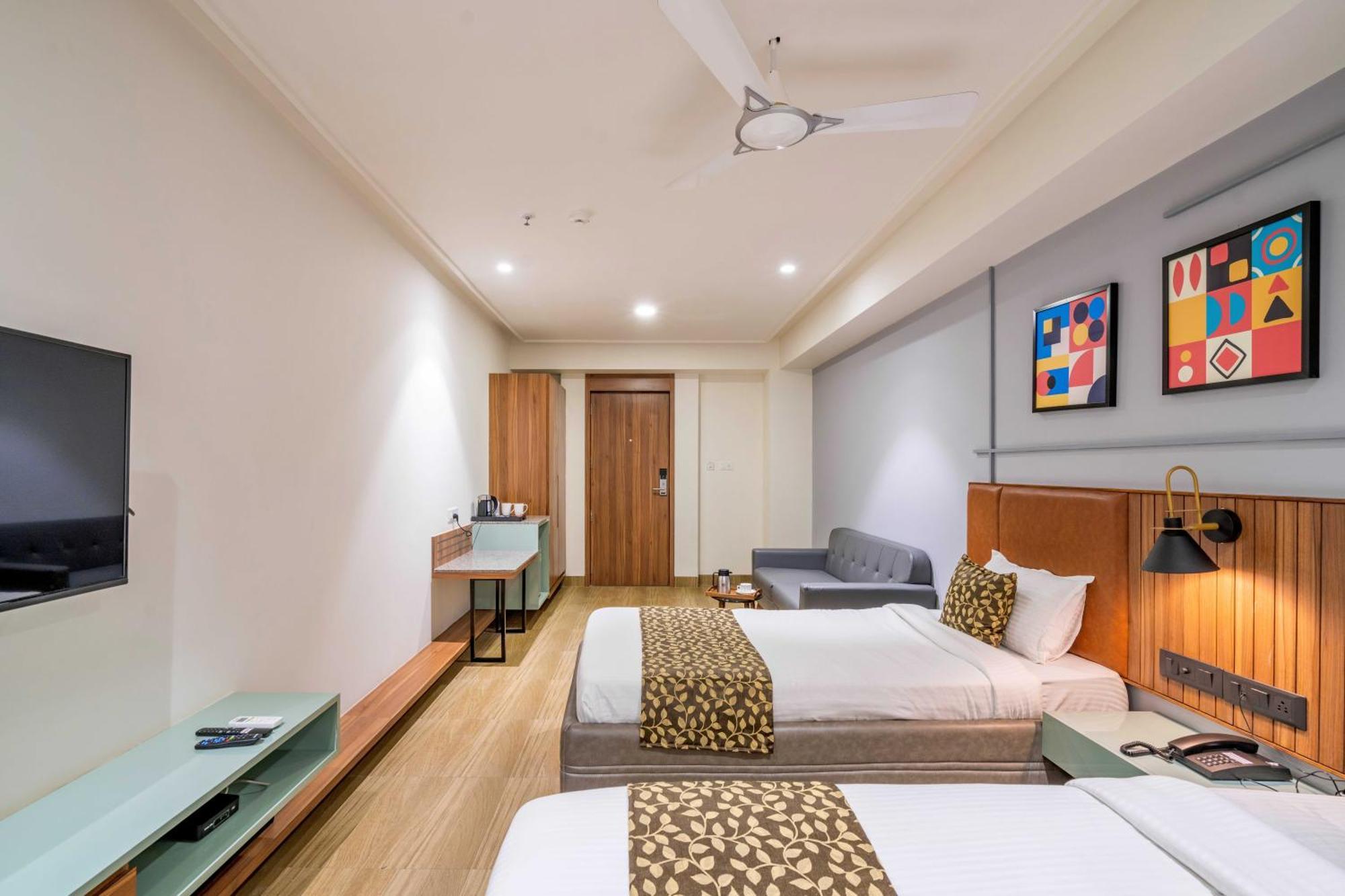 The Lemon Grass Hotel Gandhinagar Luaran gambar