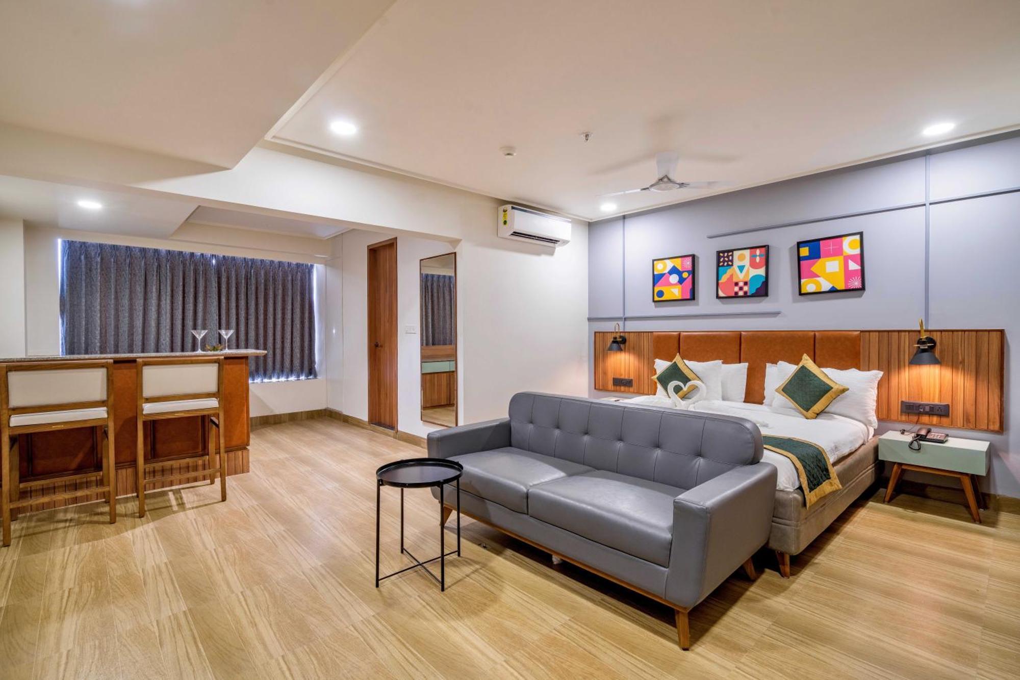The Lemon Grass Hotel Gandhinagar Luaran gambar